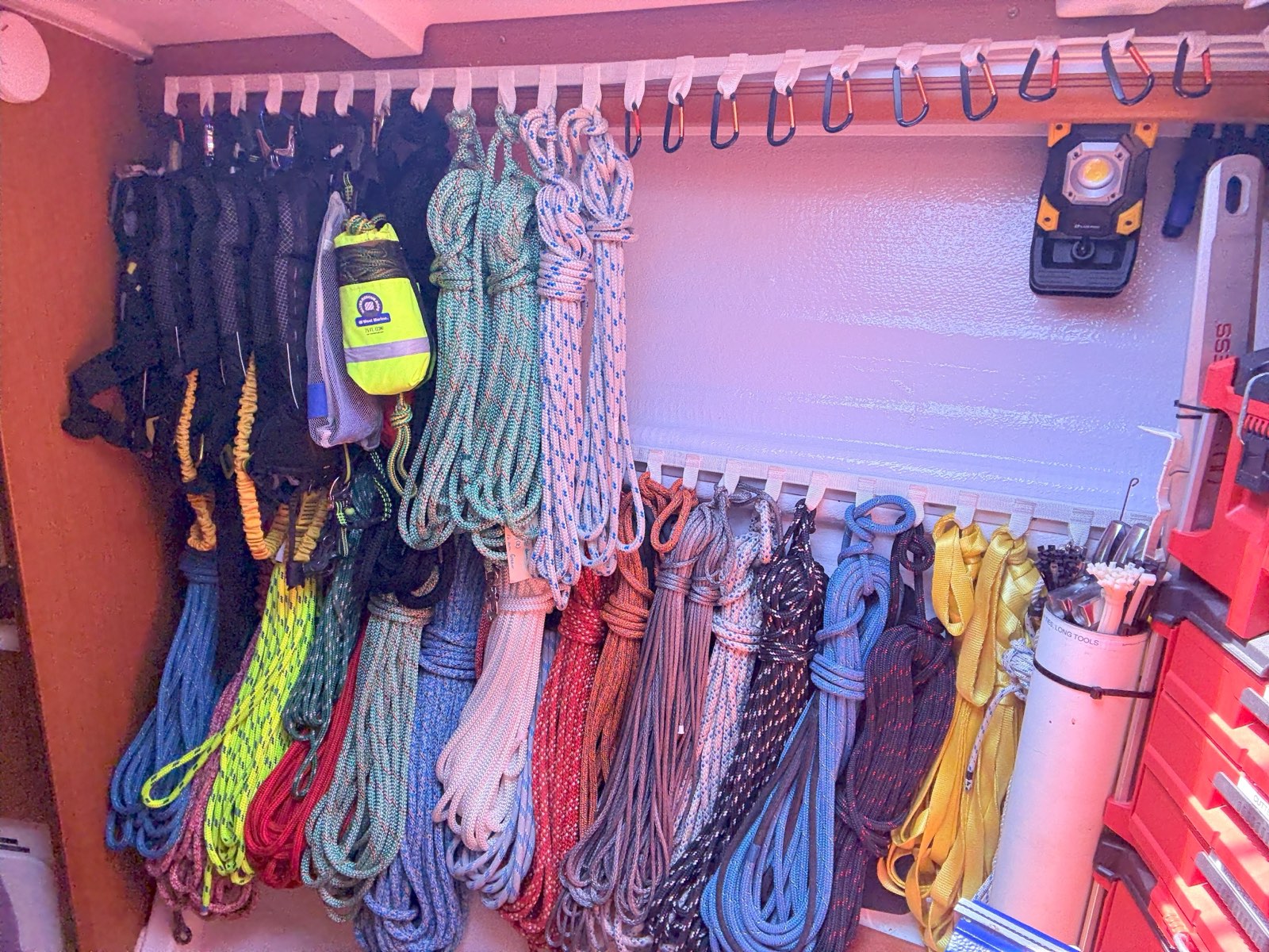 S/V Remedy, photo 7