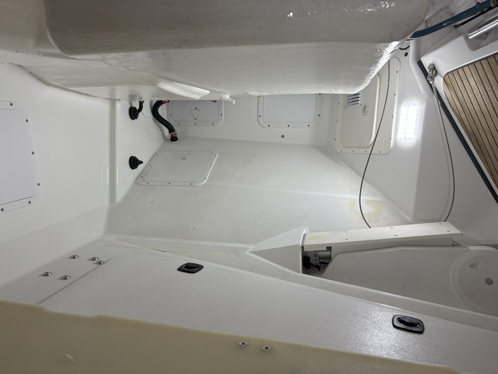 S/V Remedy, photo 30
